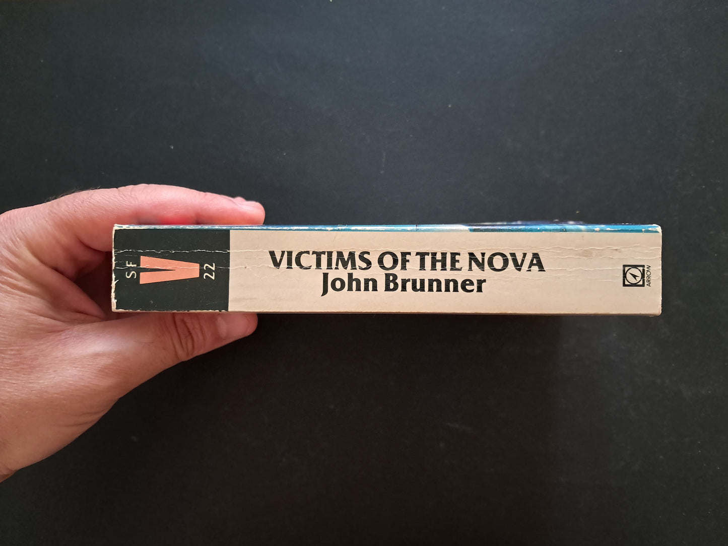 Victims of the Nova paperback (John Brunner, ARROW Publications, 1989)