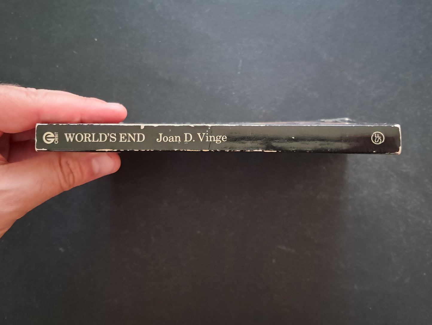 World's End του Joan D. Vinge (Joan D. Vinge, ORBIT Publications, 1985)